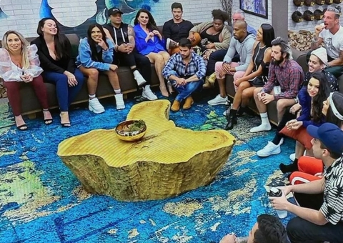 Eliminados de 'A Fazenda' voltarão a ser confinados com participantes