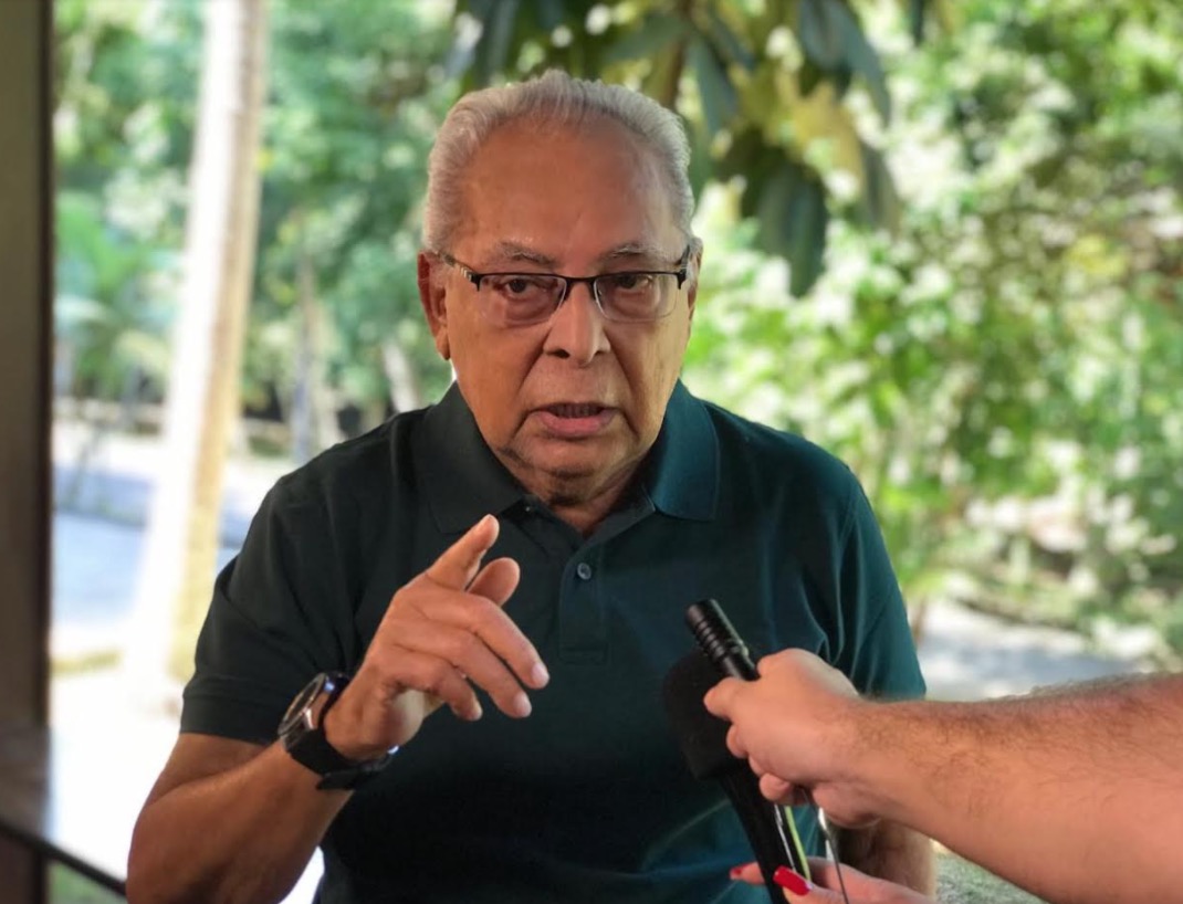 Amazonino vai ampliar benefícios da Manausmed e investir em capacitação