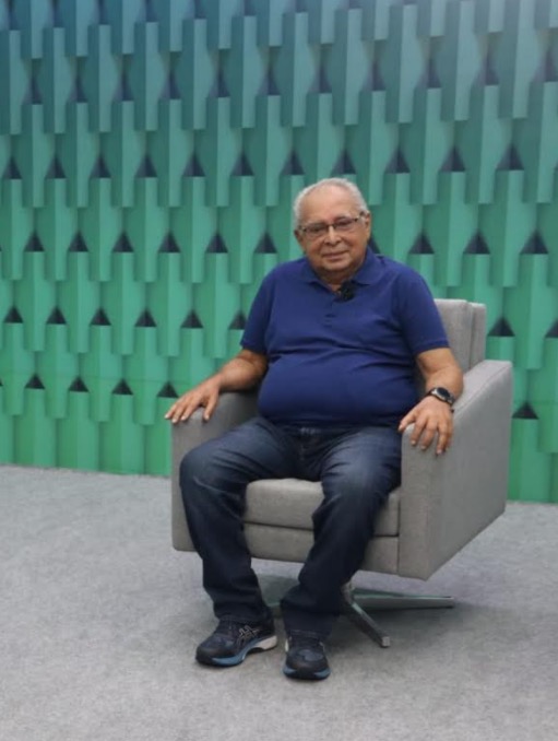 Em entrevista, Amazonino destaca auxílio que vai beneficiar 137 mil pessoas