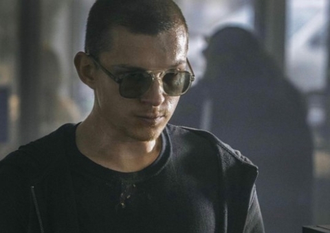Web pira com evolução de Tom Holland no trailer de Cherry; Assista