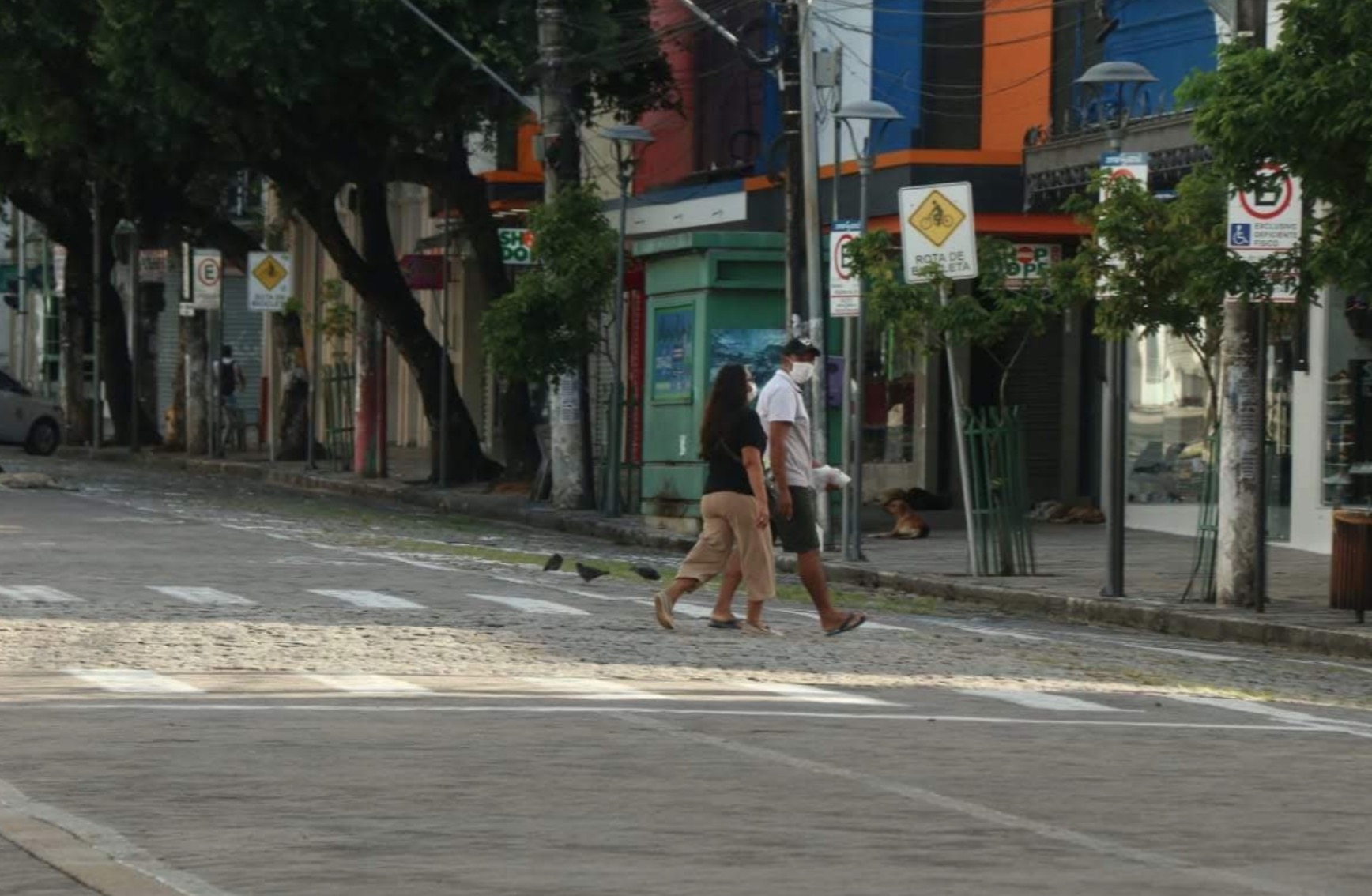 Toque de recolher começa hoje em Manaus; veja decreto 