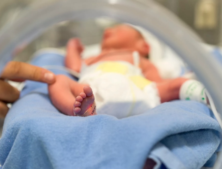 Governo do AM pede transferência de 60 bebês prematuros para outros estados