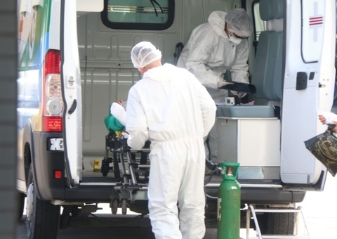 21 dos mais de 200 pacientes são transferidos de Manaus para outros estados