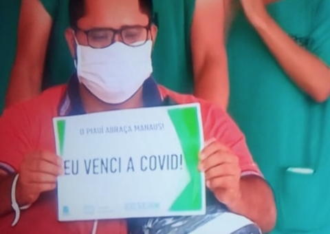 Recuperados da covid, pacientes de Manaus deixam hospital no Piauí