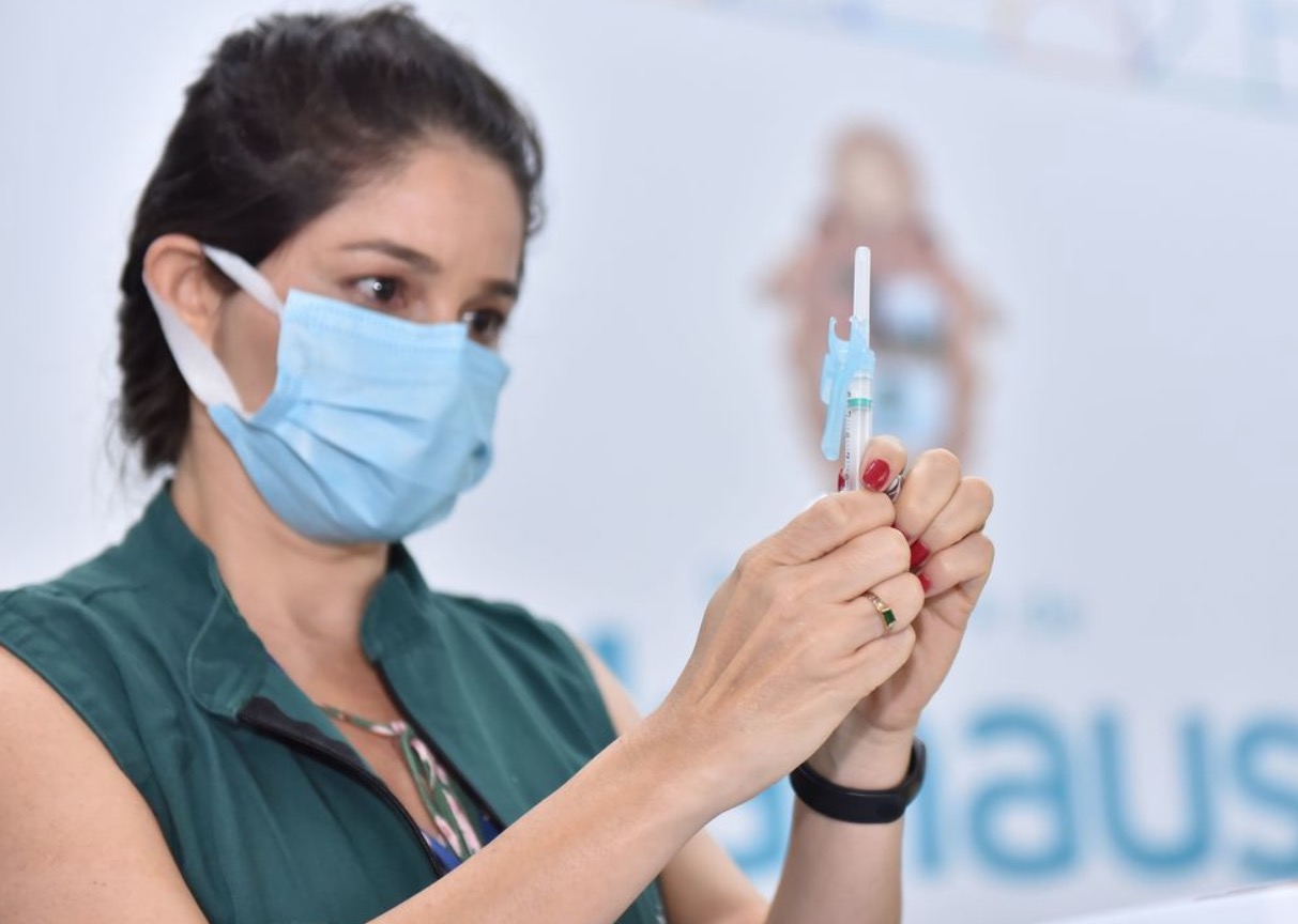 Lista completa de vacinados em Manaus será divulgada na terça, diz TCE