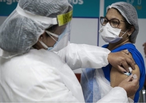 TCE divulga lista oficial de vacinados contra covid em Manaus; confira