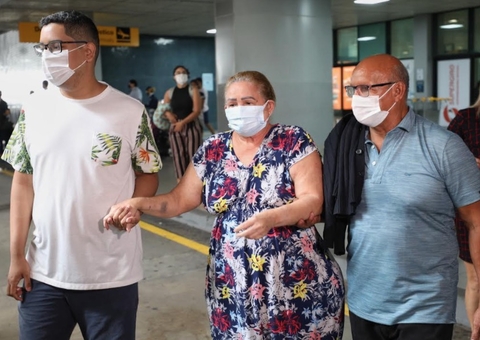 Mais três pacientes recuperados da Covid-19 em Goiânia retornam a Manaus