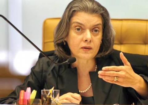 Em liminar, ministra Cármen Lúcia suspende artigos da Lei dos Royalties