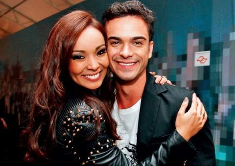 Sidney Sampaio aparece com sósia de Nakamura e causa alvoroço 