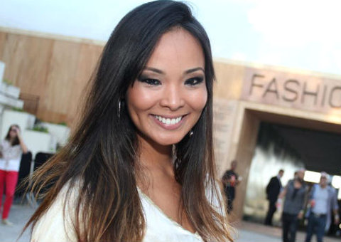 Carol Nakamura diz que evita ir para casa. "Não quero ficar triste"