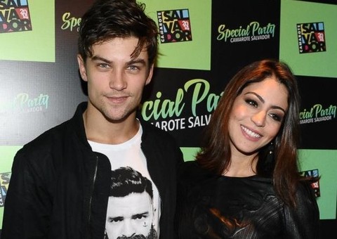 Marido de Carol Castro estreia como ator na Globo e atriz comemora