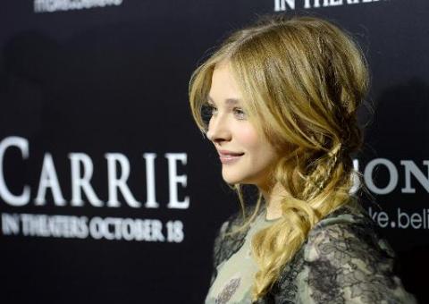 'Carrie, a Estranha' volta ao cinema em um EUA 'pós-Columbine'