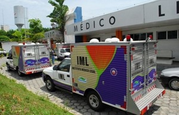 Morador de rua é encontrado morto com uma facada na pescoço