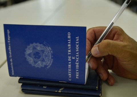Sine Amazonas tem 65 vagas de emprego nesta terça; confira