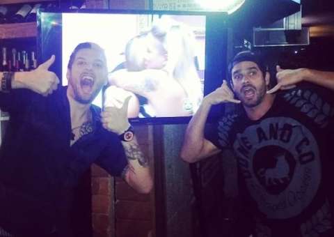 Cássio comemora eliminação de Marcelo no 'BBB14'