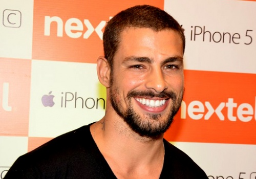 Globo proíbe Cauã Reymond de malhar para compor personagem