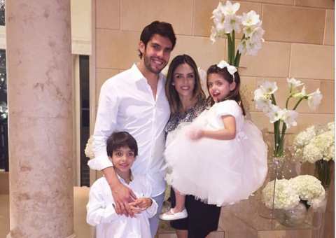 Carol Celico comemora aniversário de casamento com Kaká após reconciliação