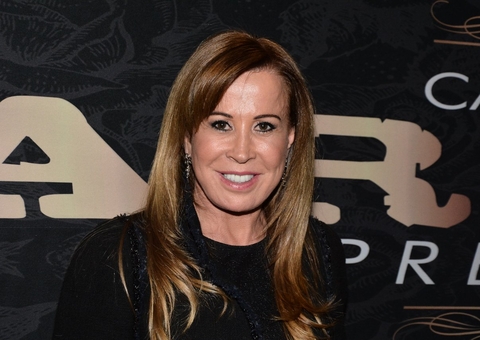 Zilu engata namoro com sertanejo de 25 anos