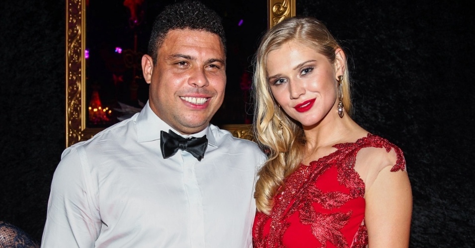 Confira a nova namorada de Ronaldo ‘Fenômeno’, Celina Locks