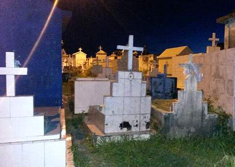 Garoto é vítima de atentado sexual no cemitério