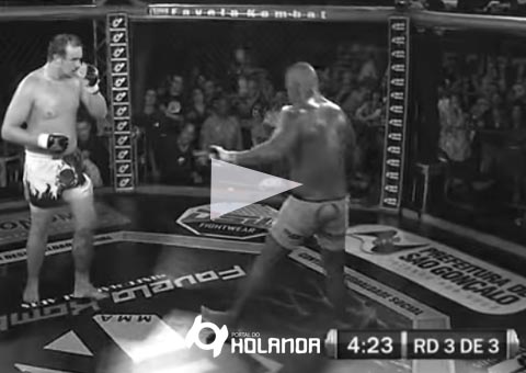 Lutador de MMA quebra a perna como Anderson Silva