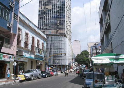 Veja horário do comércio e shoppings no feriadão