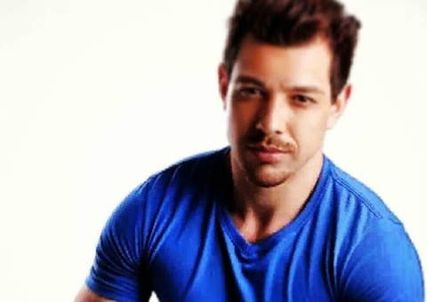 'Somos todas Cézar Lima': cara do caubói vai parar nas unhas da mulherada