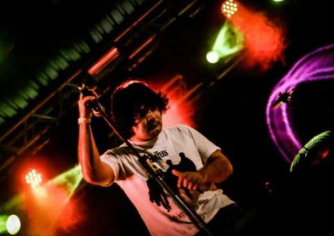 Banda Chá de Flores lança CD e comemora 16 anos no Porão do Alemão