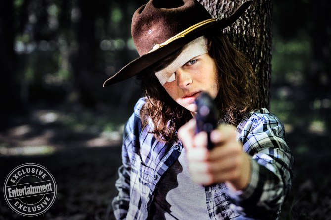 chandler-riggs-as-carl-grimesc2a0-the-walking-dead-_-season-8-gallery-photo-credit-alan-clarke-amc.jpg