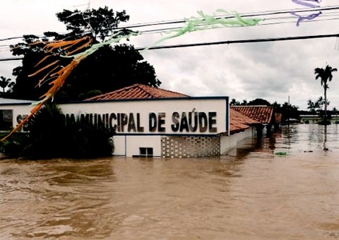 Governo libera R$ 700 mil para três municípios vítimas da enchente