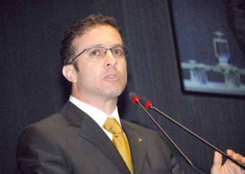 Chico diz que superfaturamento e exploração sexual são igualmente graves