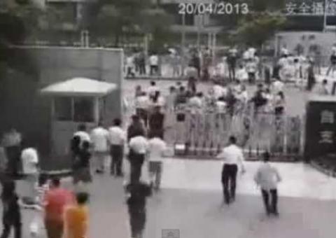 Vídeo revela momentos de tensão durante terremoto na China