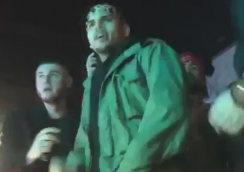 Show de Chris Brown é interrompido por tiroteio e fãs saem feridos