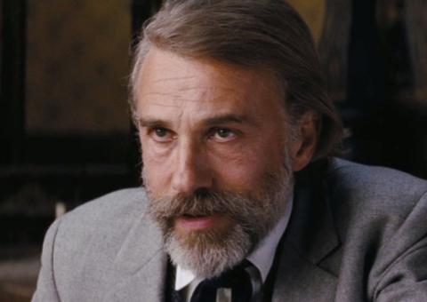 Tiroteio assusta vencedor do Oscar e público sai correndo em programa ao vivo