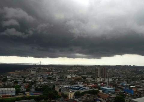 Temporal surpreende Manaus