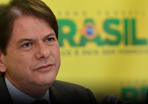 Ministro Cid Gomes pede demissão do governo Dilma