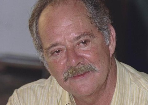 Cláudio Marzo volta a ser internado no Rio de Janeiro