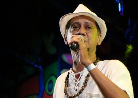 Nesta sexta tem presença de Cleber Cruz em noite de samba