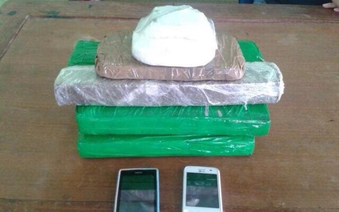 Adolescentes são apreendidos com 10 kg de drogas na AM-010