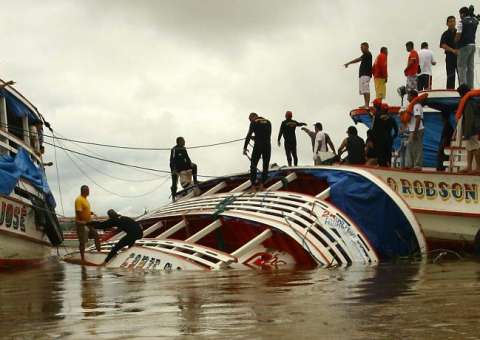 Familiares de vítimas de naufrágio do Comandante Sales podem fazer parte de ação coletiva de indenização