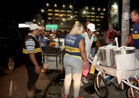 Prefeitura realiza fiscalização para coibir comércio informal