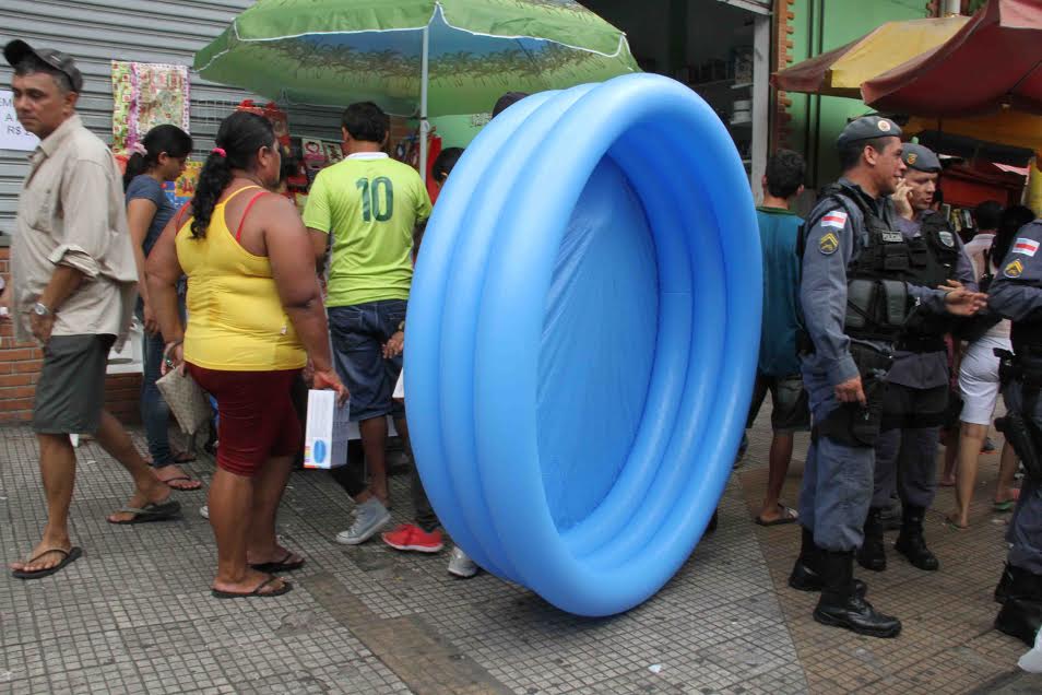 Prefeitura combate comércio irregular no centro