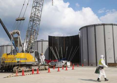 Bombas de Fukushima vertem por engano água altamente radioativa