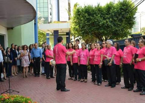 Coral da Sefaz fará apresentação especial com o maestro Nivaldo Santiago no ICBEU