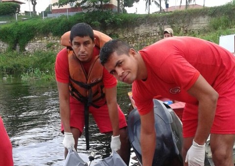 Corpo de taxista que teria sido assaltado é encontrado no Rio Negro