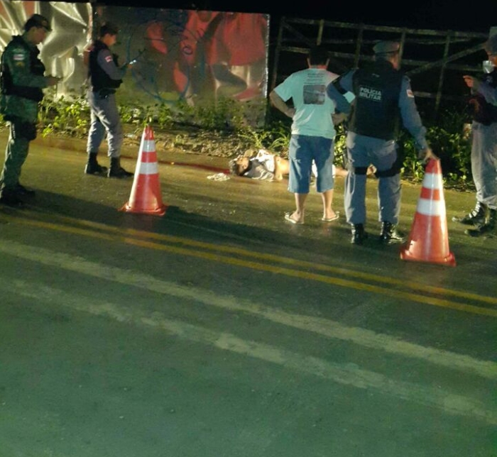  Homem é executado com sete tiros em um ramal da praia Dourada