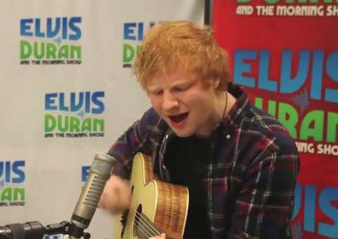 Ed Sheeran + cover de “Drunk In Love” versão acústica