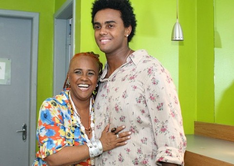 Sandra de Sá abre jogo sobre homossexualidade