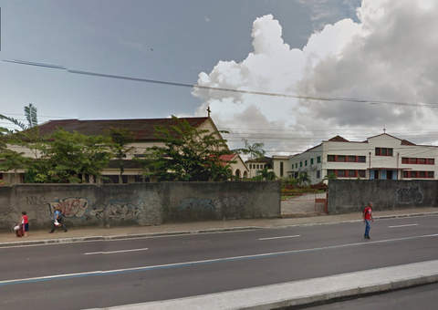 Forças do mal se agrupam e invadem colégio de freiras em Manaus. Dois bandidos morrem