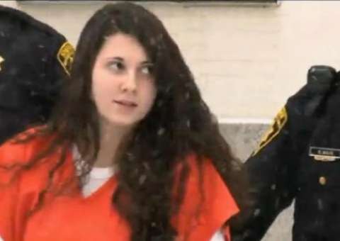 Adolescente diz ter matado quase 100 pessoas nos EUA